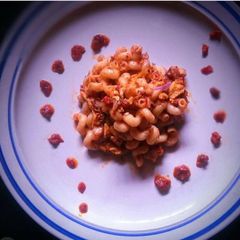 Macaroni in tomato based sauce A picture of Macaroni in tomato based sauce.