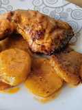Pollo en salsa de mandarina con papas al pimentón en airfryer