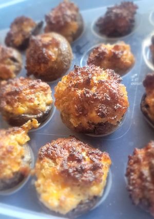 A picture of Sausage & Cheese Stuffed Mushrooms.