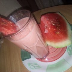 A picture of Water melon smoothie.