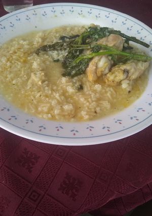 Una foto de Pollo con arroz