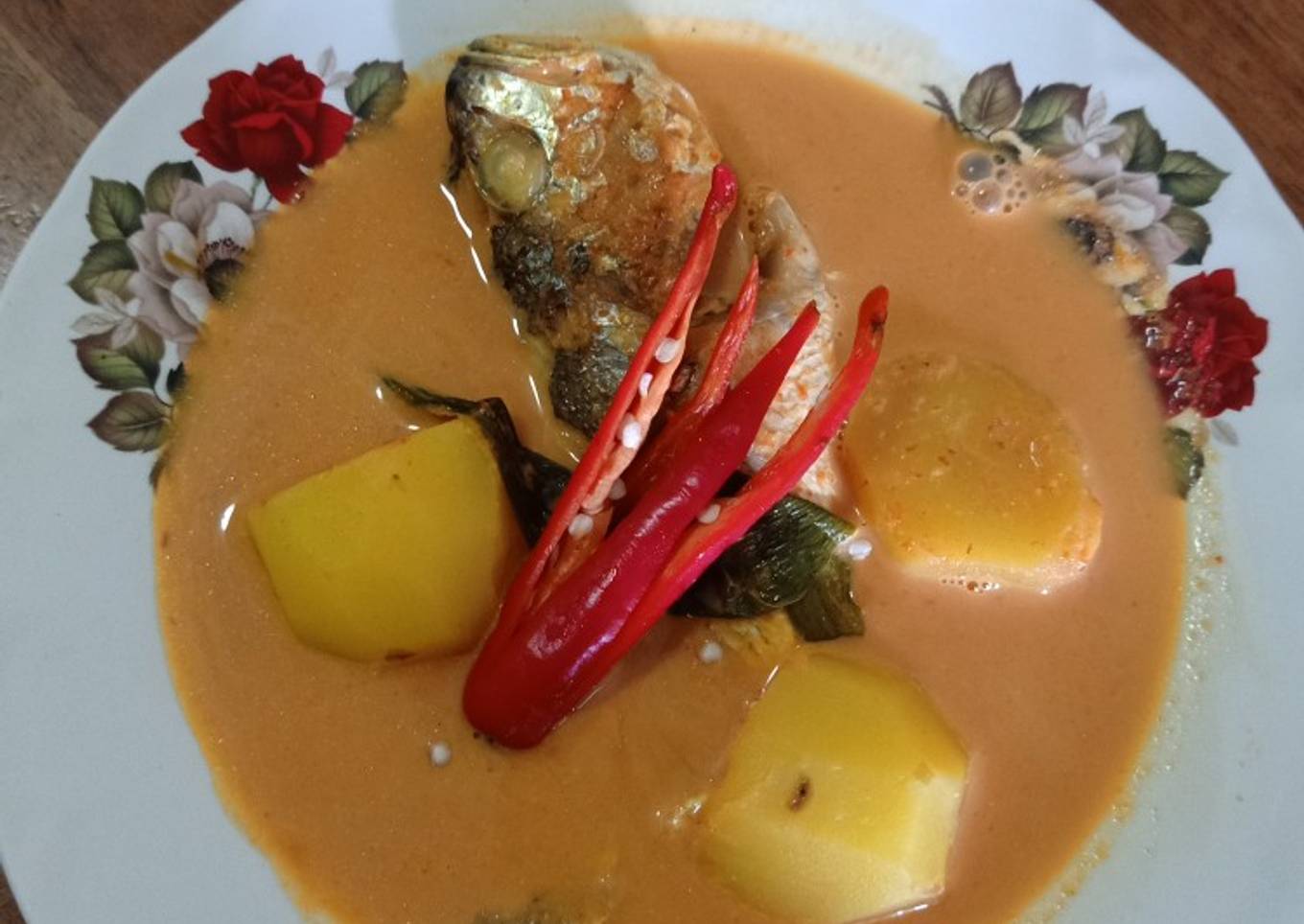 Masak lemak kuning ikan gelama