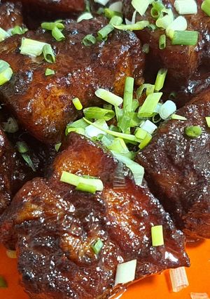 รูปของ หมูเปรี้ยวหวานแบบฟิลิปปินส์ (Pork Adobo)
