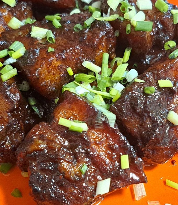 รูปของ หมูเปรี้ยวหวานแบบฟิลิปปินส์ (Pork Adobo)
