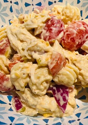 A picture of Spicy 🌶 Ranch Chicken 🐔 Pasta Salad 🥗.