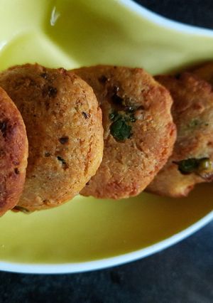 ઢેકરા (Dhekhra Recipe In Gujarati) રેસીપી મુખ્ય ફોટો
