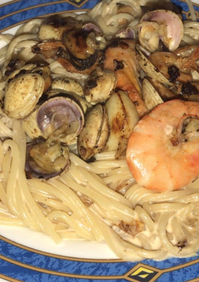 Una foto de Espaguetis con mariscos