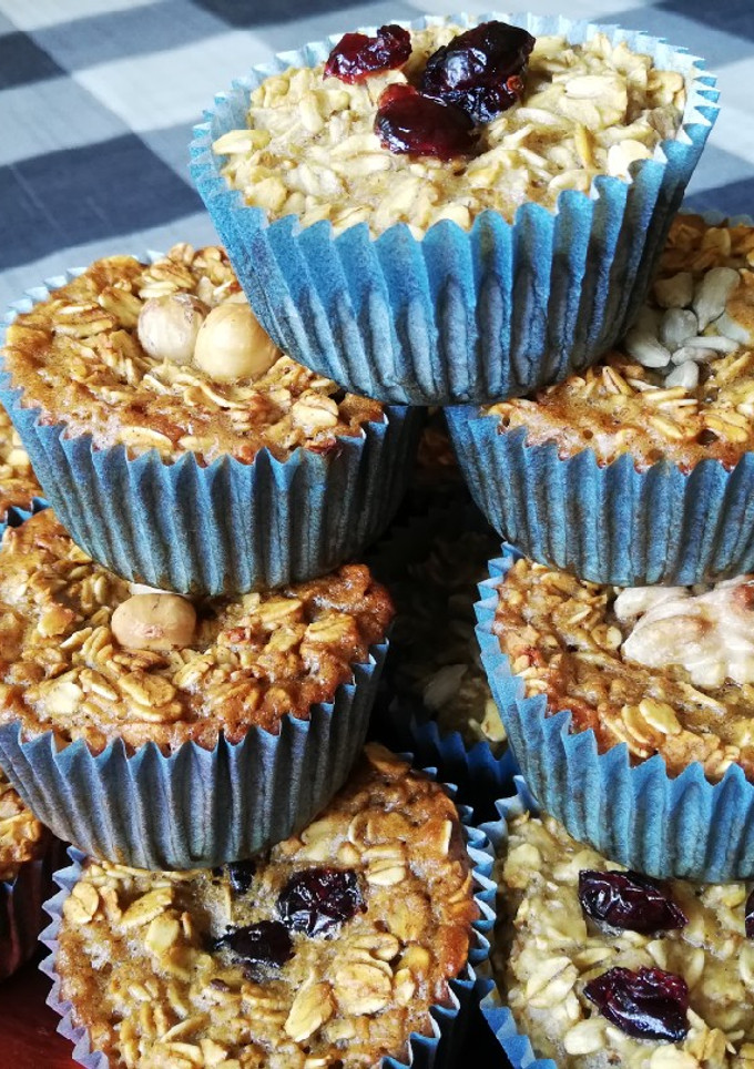 Una foto de Cupcakes de avena y plátano
