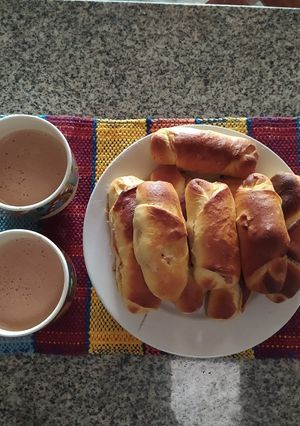 Una foto de ***Cachitos de Jamón y Queso***
