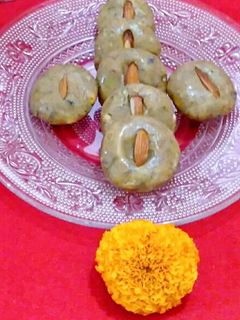 প্যাড়া সন্দেশ (Peda sondesh recipe in bengali) রেসিপির প্রধান ছবি