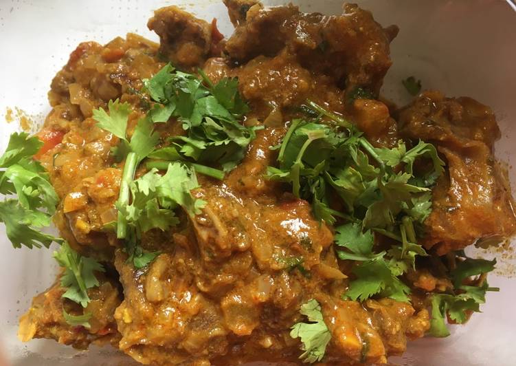 Bagaimana Membuat Daging kambing bumbu merica (mutton pepper roasted), Menggugah Selera