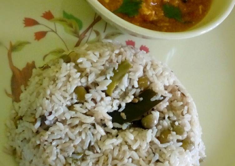 Simple Way to  Chettinad Style Peas Pulao with Egg Curry