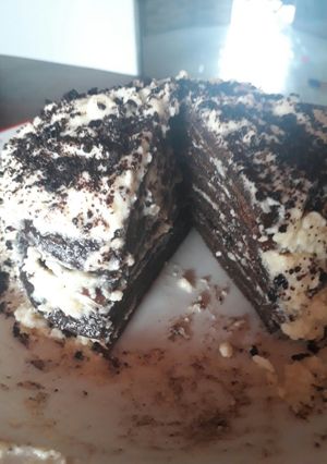 Una foto de Crepas de oreo con frosting... irresistible 😍🍰