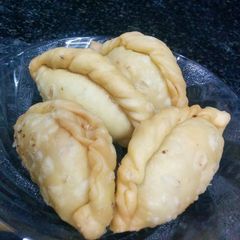 A picture of Gujiya.