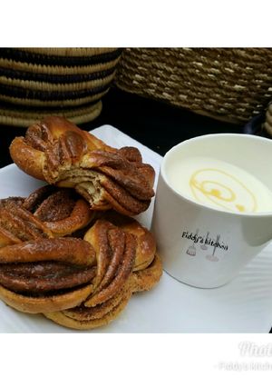 A picture of Cinnamon sweet bread😋😋❤.