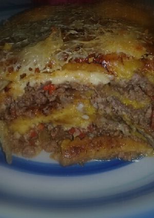 Una foto de Lasaña de plátano y carne molida
