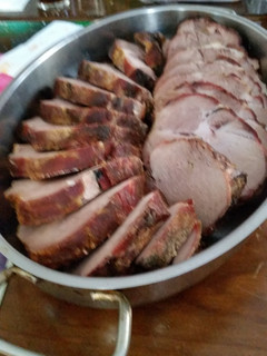 Una foto de Lomo de cerdo Ibérico asado al cava