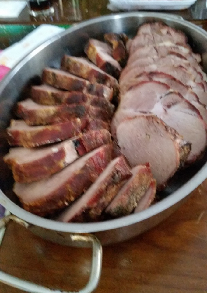Una foto de Lomo de cerdo Ibérico asado al cava