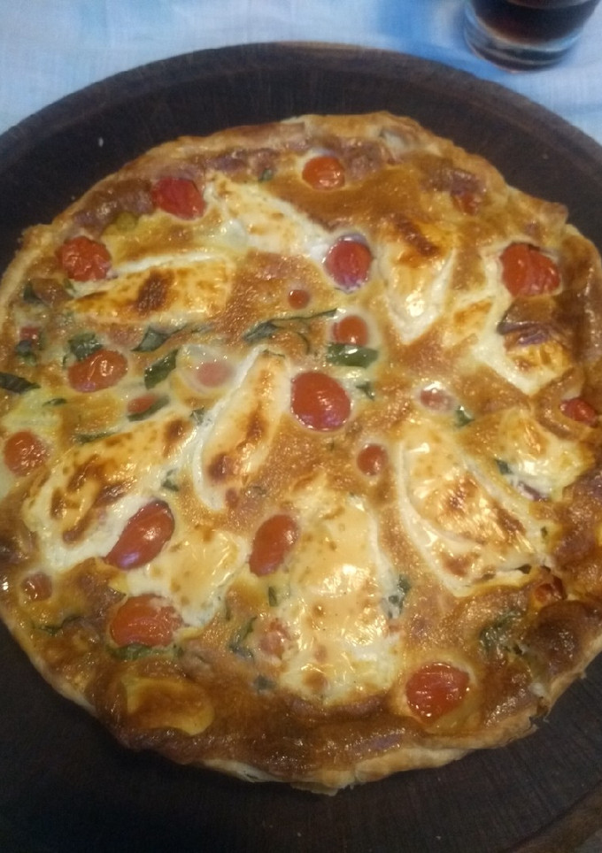 Una foto de Tarta caprese