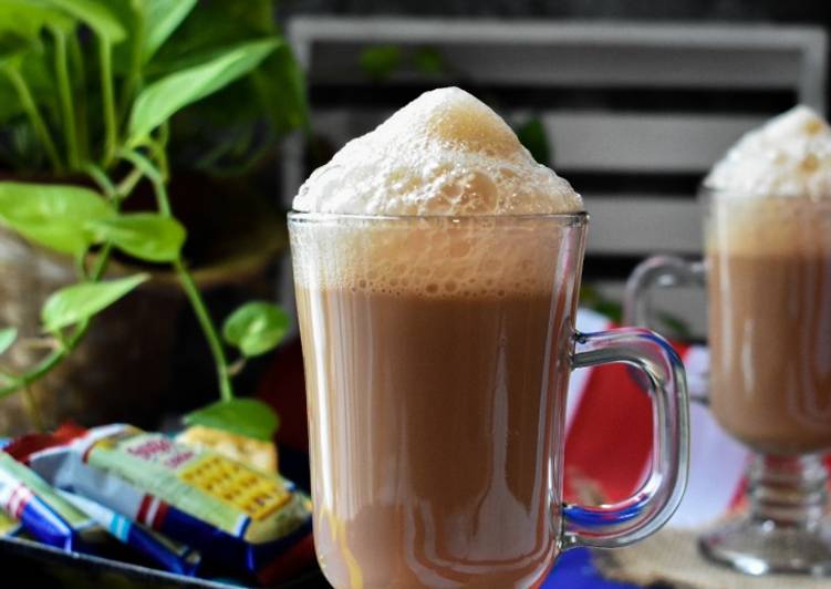 Langkah Mudah untuk Menyiapkan Teh Tarik, Bikin Ngiler