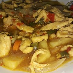 A picture of Shredded chicken sauce.