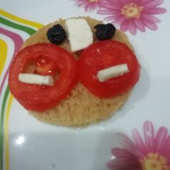 A picture of Tomato sandwich.