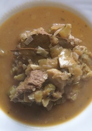 Una foto de Ternera estofada con alcachofas - Receta GM