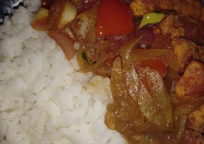 Resep Nasi Ayam/Sosis Pok Pok Tumis Matah Mangga Muda Resep Nasi Ayam/Sosis Pok Pok Tumis Matah Mangga Muda