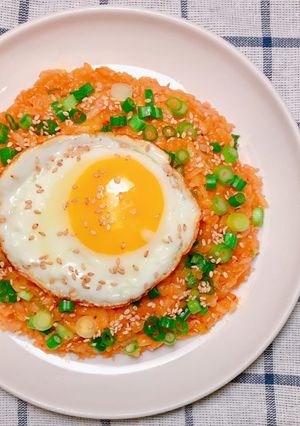 韓國媽媽的家常食譜~ 韓式泡菜炒飯 的食譜成品照片
