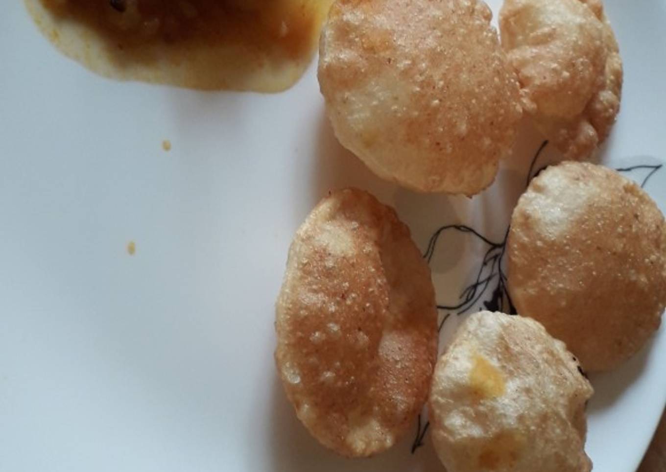 Club kachori with Aloo curry