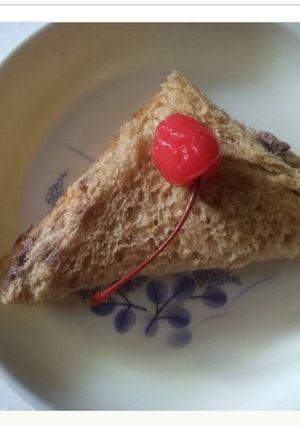 A picture of Bread triangle.