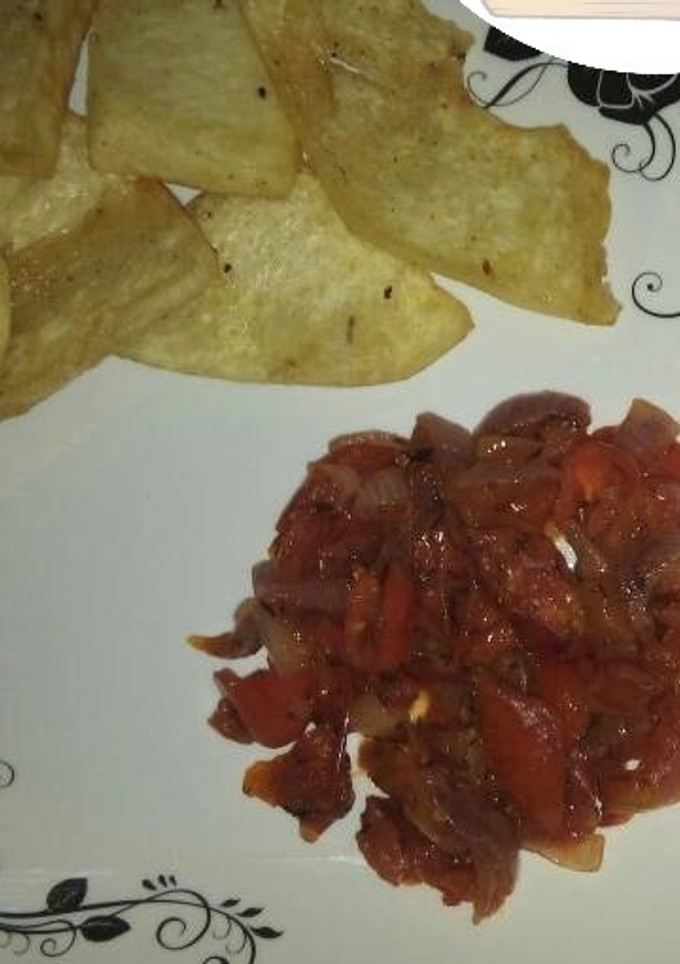 A picture of Yam with souce.