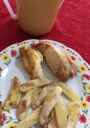 Una foto de Pollo & papas Fits