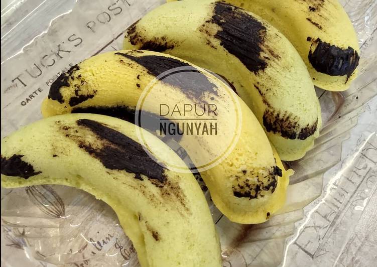 Resep Tokyo Banana kw (tips agar menuang adonan gak belepotan), Lezat