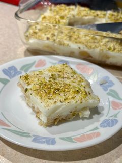 عکسی از دستور عیش السرایا، دسر عربی 🍞🥛Aish al-Saraya