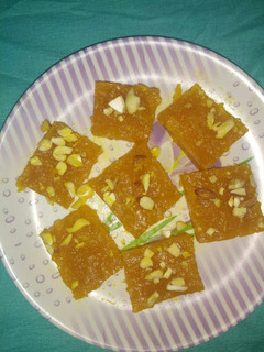 मैंगो कराची हलवा (Mango karachi Halwa recipe in hindi) रेसिपी मुख्य फोटो