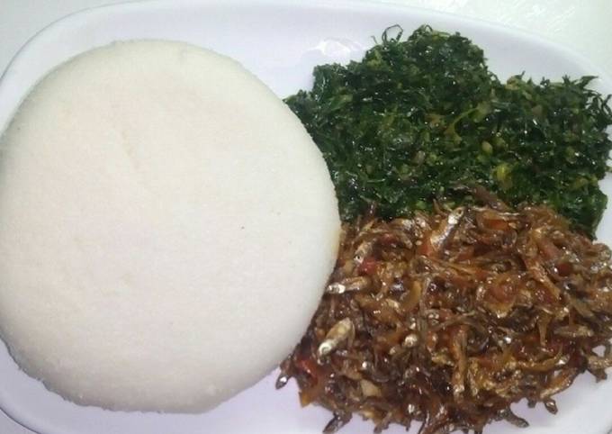 https://img-global.cpcdn.com/recipes/73cb81a356cbe698/680x482cq70/ugali-sukuma-wiki-wet-fried-omena-recipe-main-photo.jpg