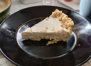 A picture of Banana ice cream cheesecake low fat in airfyer.