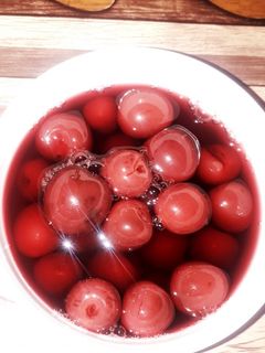 عکسی از دستور کمپوت آلبالو🍒