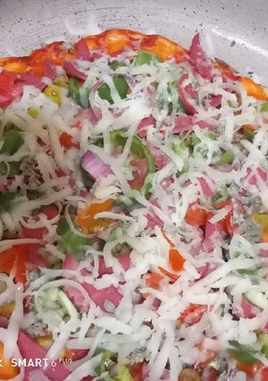 صورة لوصفة بيتزا بالخضار