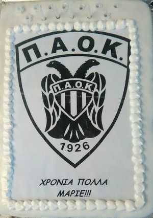 Φωτογραφία της συνταγής Τούρτα-κορμός ΠΑΟΚ
