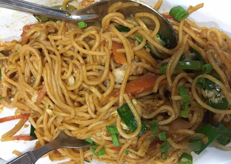 Veg Hakka Noodles