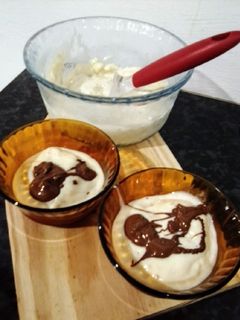 Foto de Chocobanana ou sorvete de banana com chocolate