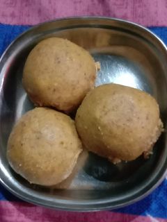 મગસ (Magas Recipe In Gujarati) રેસીપી મુખ્ય ફોટો