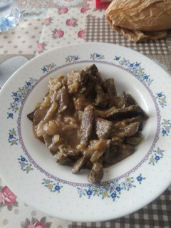 Una foto de Hígado de cerdo encebollado