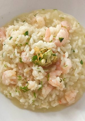 A picture of Risotto con gamberetti al Mojito.