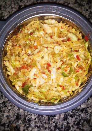 A picture of Cabbage sauce.