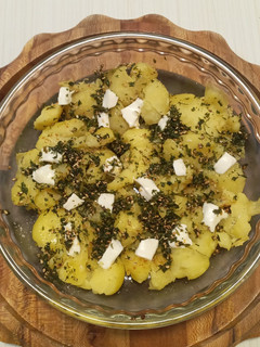 عکسی از دستور سیب زمینی پنیری 🌺