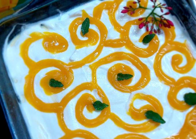 Mango trifle