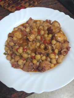 Una foto de Ropa vieja de pulpo